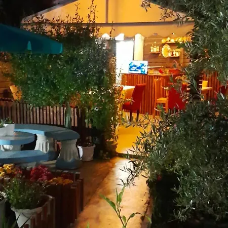 Vila Eri *
